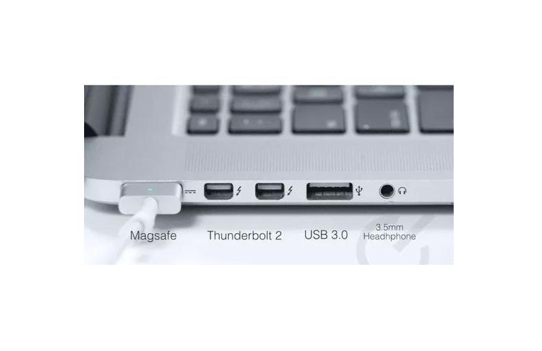 Apple A1398 Macbook Intel i7-4980HQ 16GB 512GB SSD MacOS